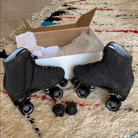 SOLD🖤🦄 - Picture 5 of 8